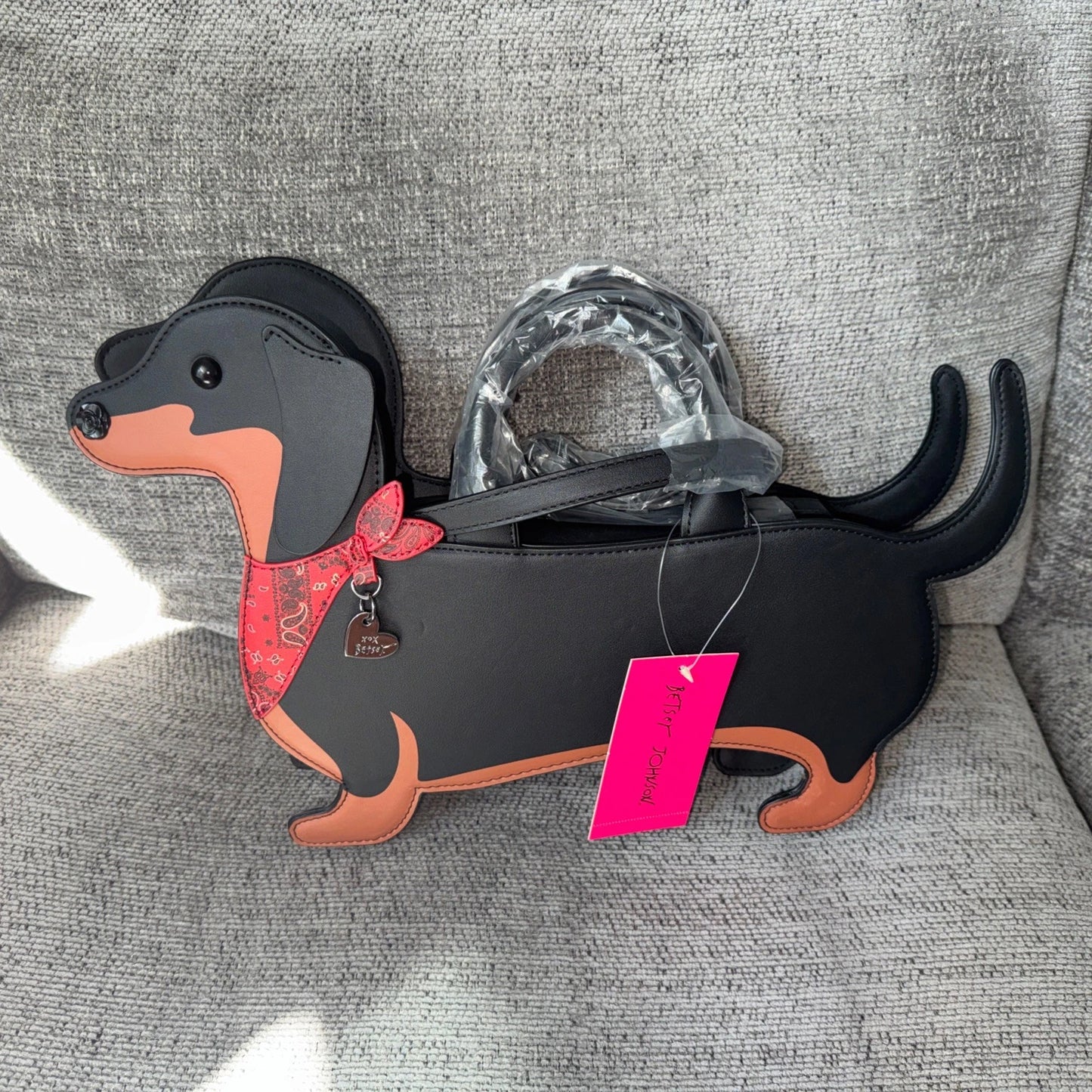 DoxieLuxe™